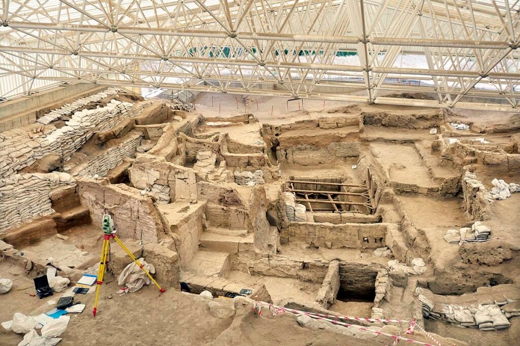 271ATÇatalhöyük_03_TTT_9489